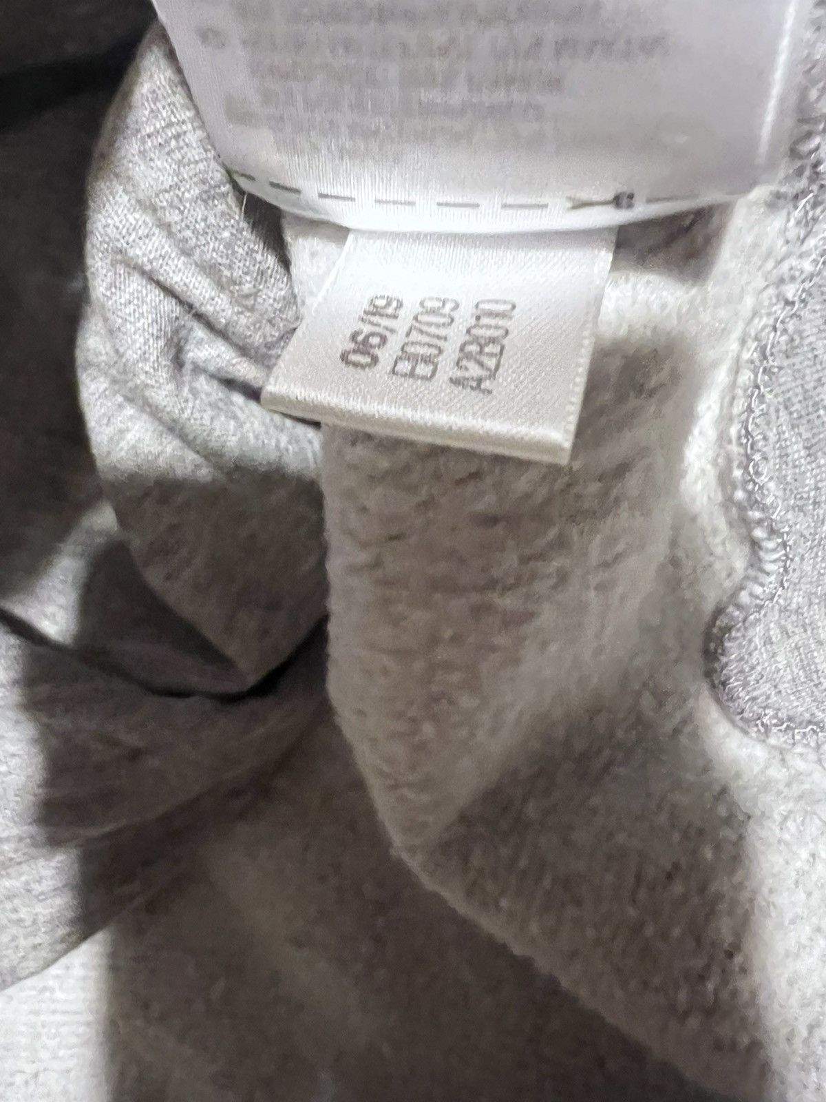 Adidas Adidas essentials fleece 3-stripes vegan pullover soft wash Size S / US 4 / IT 40 - 21 Thumbnail