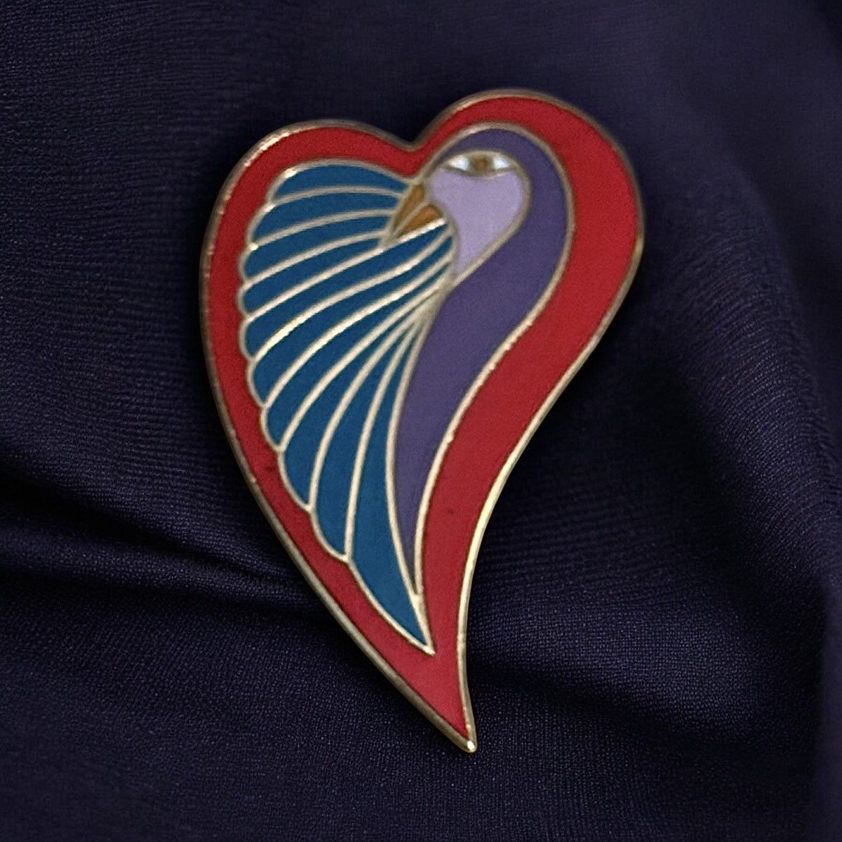 Vintage Vintage Laurel Burch Dove Love heart brooch Size ONE SIZE - 1 Thumbnail