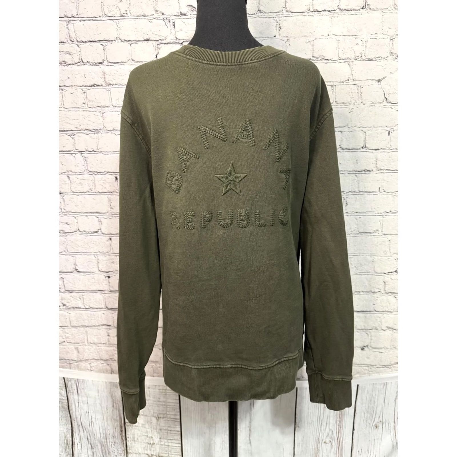 Banana Republic Banana Republic Sweatshirt Olive Green Embroidered XL Crew Neck Long Sleeve Pullover Knit Cotton Mens Regular Vintage No Size US XL / EU 56 / 4 - 6 Thumbnail
