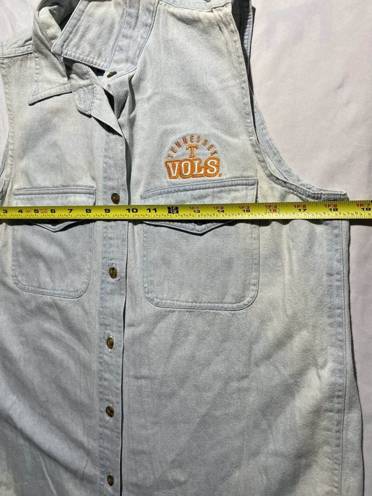 Other Vintage 90s UT Vols Sleeveless Denim Vest Mens Small NCAA Size US S / EU 44-46 / 1 - 2 Thumbnail