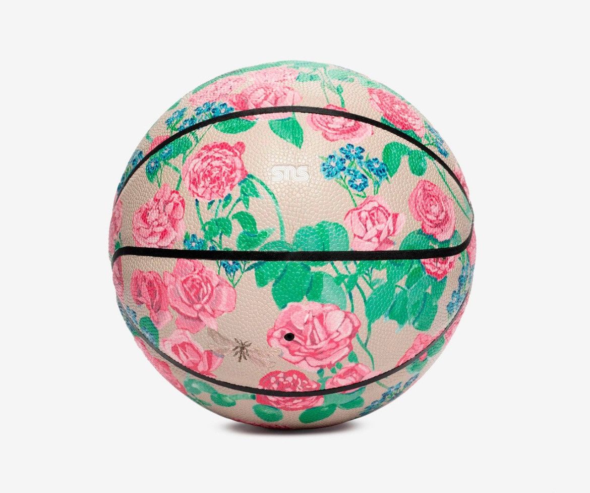 Sneakersnstuff Sneakersnstuff tie dye basketball SNS floral print 🌹🌺🌸 Size ONE SIZE - 5 Thumbnail