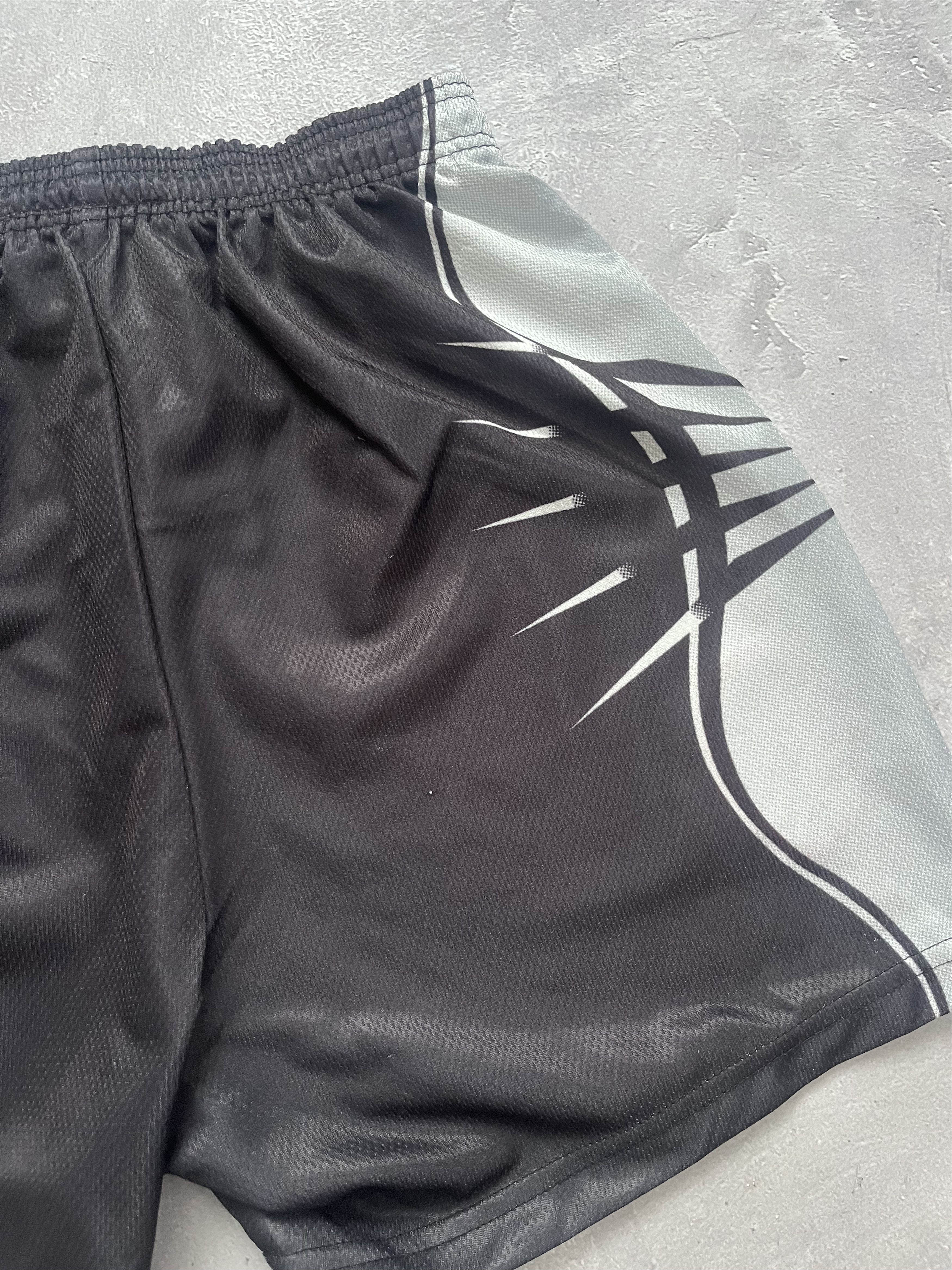 Reebok Liverpool Home football Shorts Reebok Black Men Size 26 Size US 26 / EU 42 - 10 Thumbnail
