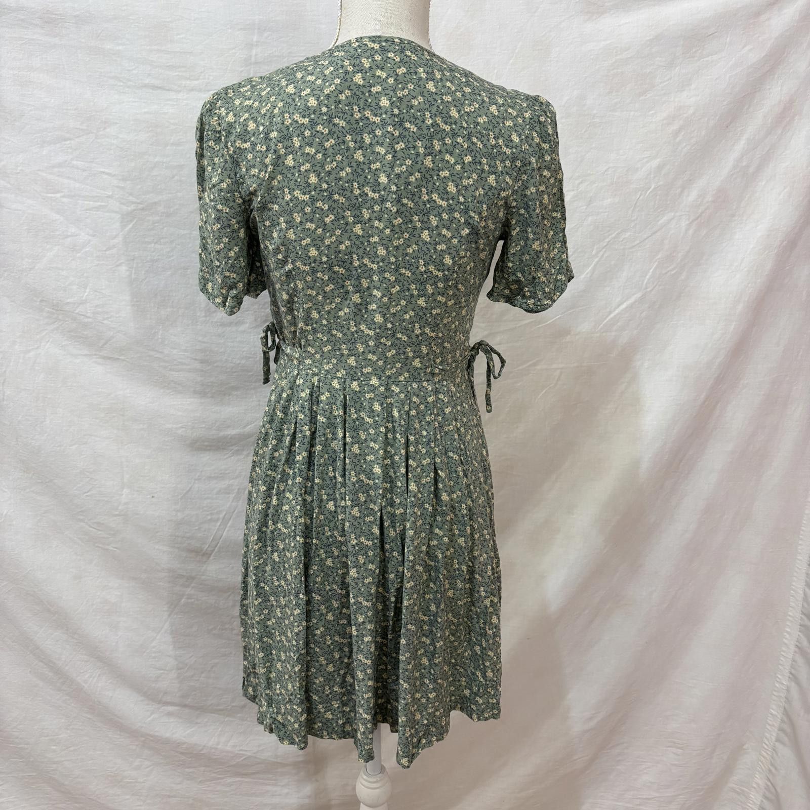 Other Vtg 90s Kathie Lee dainty floral scalloped mini dress sz 4 Size S / US 4 / IT 40 - 4 Thumbnail