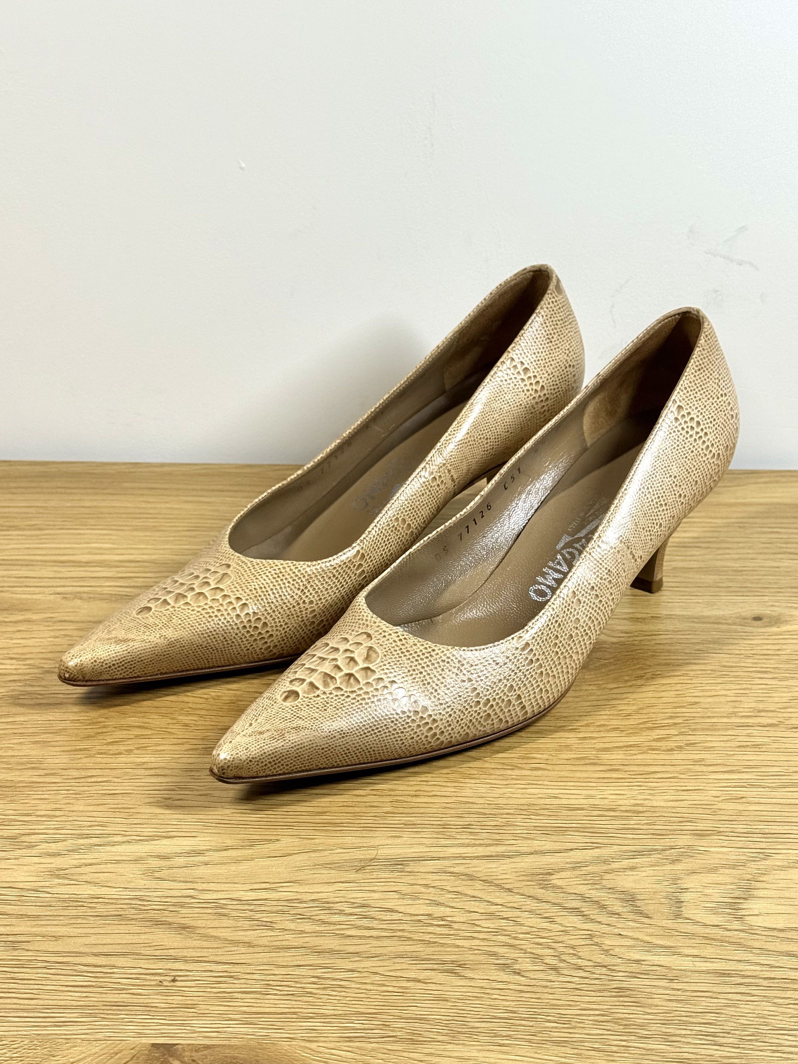 Salvatore Ferragamo Salvatore Ferragamo Giusy Leather Kitten Heel Pumps Size US 6.5 / IT 36.5 - 2 Thumbnail