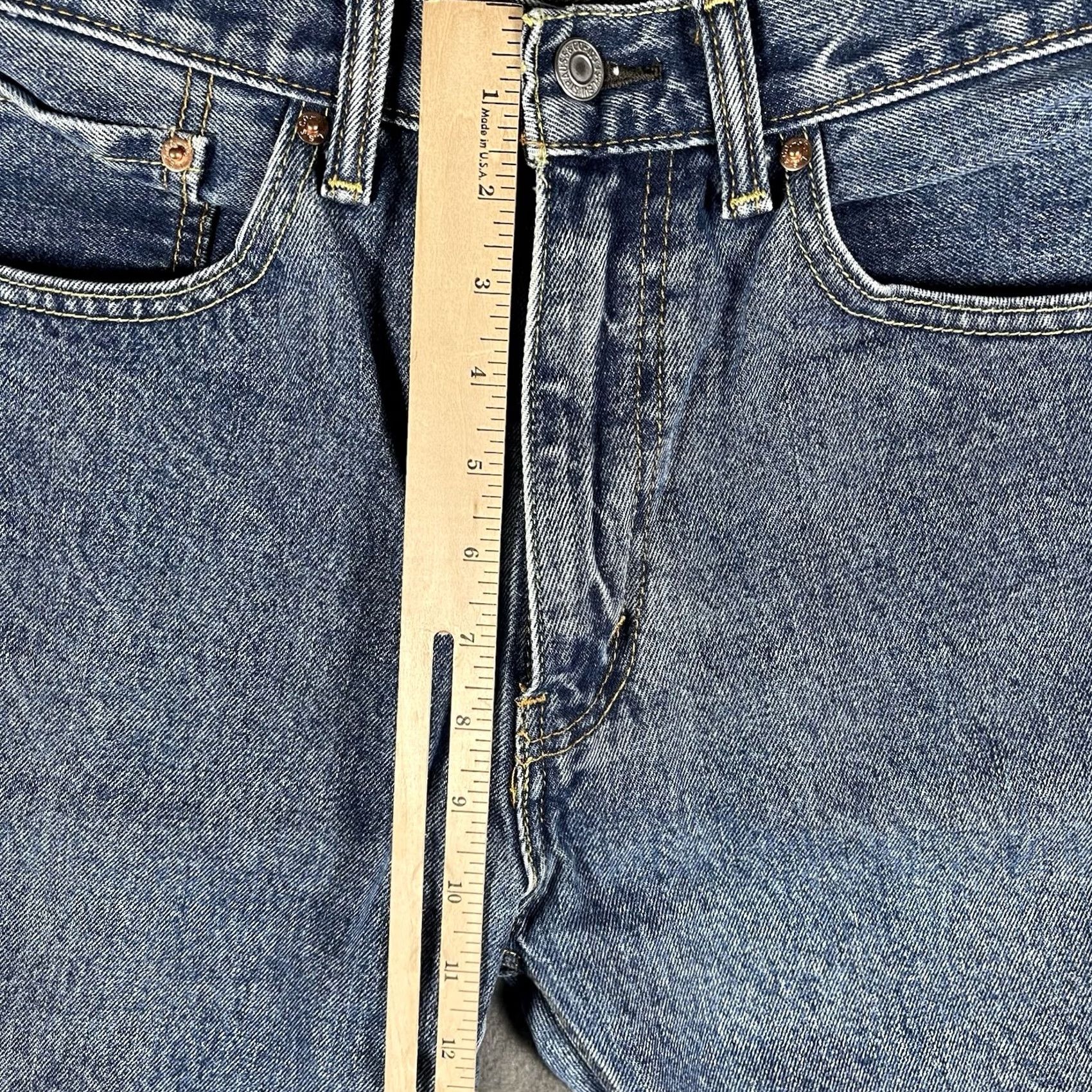 Levi's Levi's 505 Jeans Denim Blue Medium Wash 34x30 Regular Waist 34 Inseam 30 Belt Loops Zipper Button Men Size US 34 / EU 50 - 7 Thumbnail