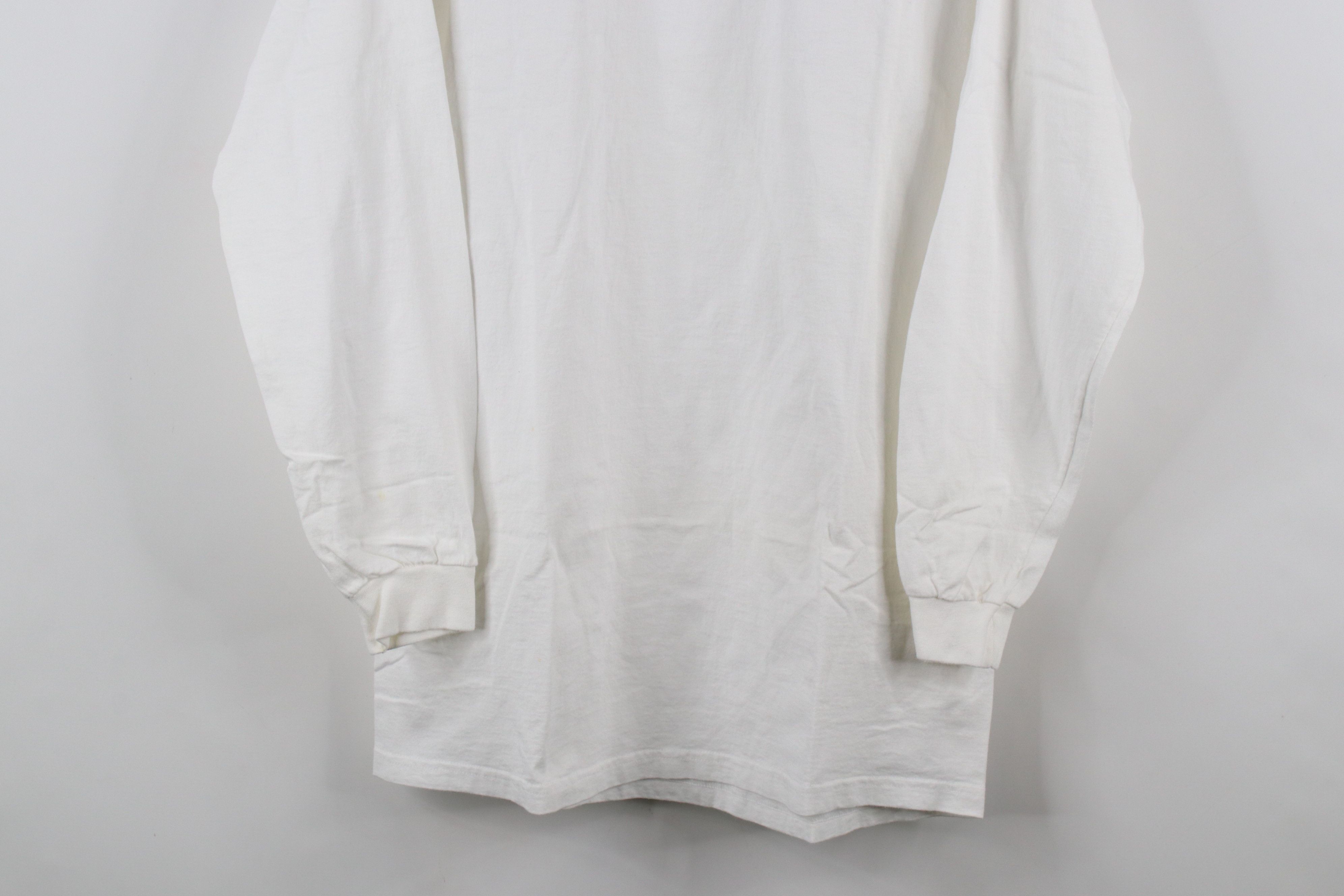 Vintage Vintage 90s University of Michigan Turtleneck T-Shirt White Size US L / EU 52-54 / 3 - 3 Thumbnail