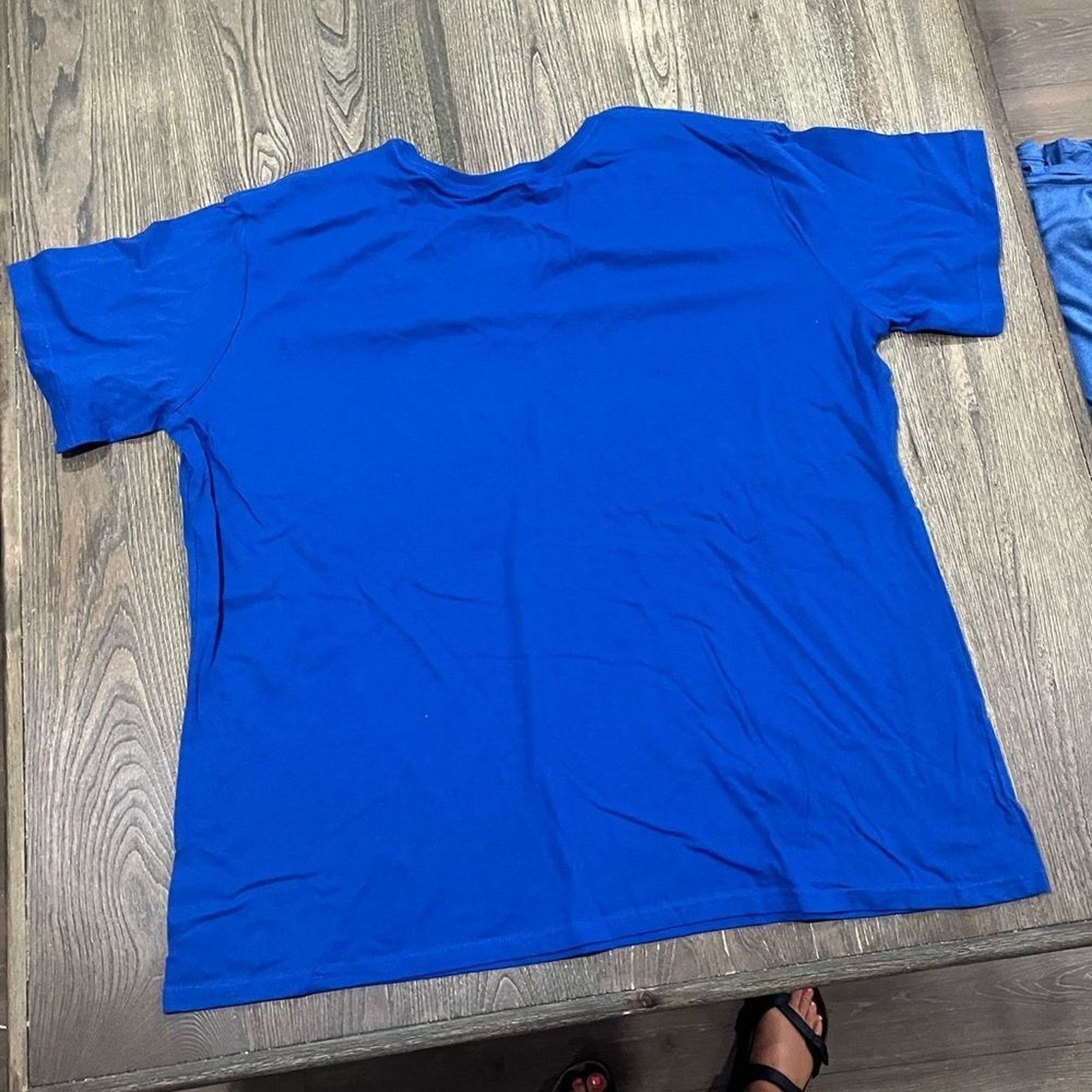 Vintage NWOT 2 Pack Mens T-Shirts V-Neckline Short Sleeve Size 2XL Size US XXL / EU 58 / 5 - 4 Thumbnail