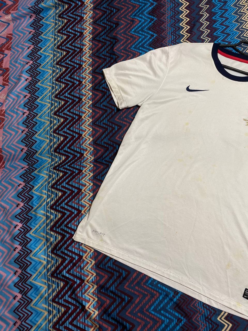Nike Sportwear T-Shirt Nike Jerseys Football England Y2K Vintage Size US L / EU 52-54 / 3 - 9 Thumbnail