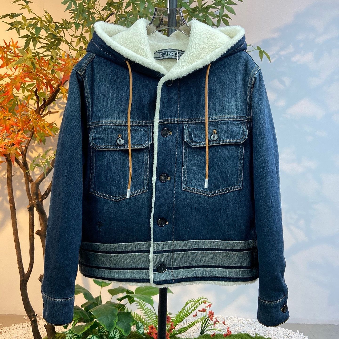 Dior Dior Shearling Hooded Denim Jacket Size FR 36 Size XS / US 0-2 / IT 36-38 - 1 Thumbnail