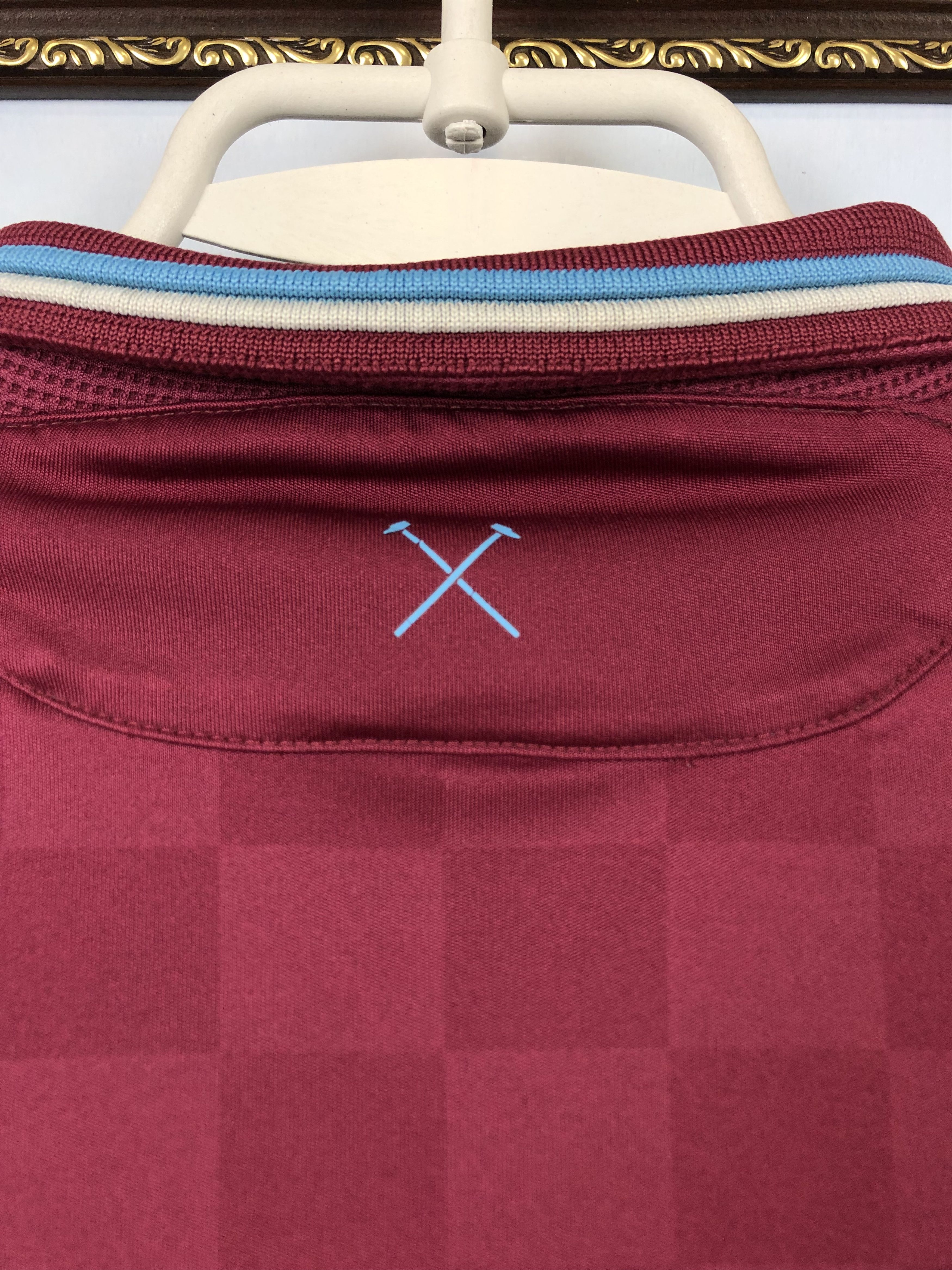 Umbro West Ham United Home football shirt 2009 Soccer Jersey Rare Size US M / EU 48-50 / 2 - 16 Thumbnail