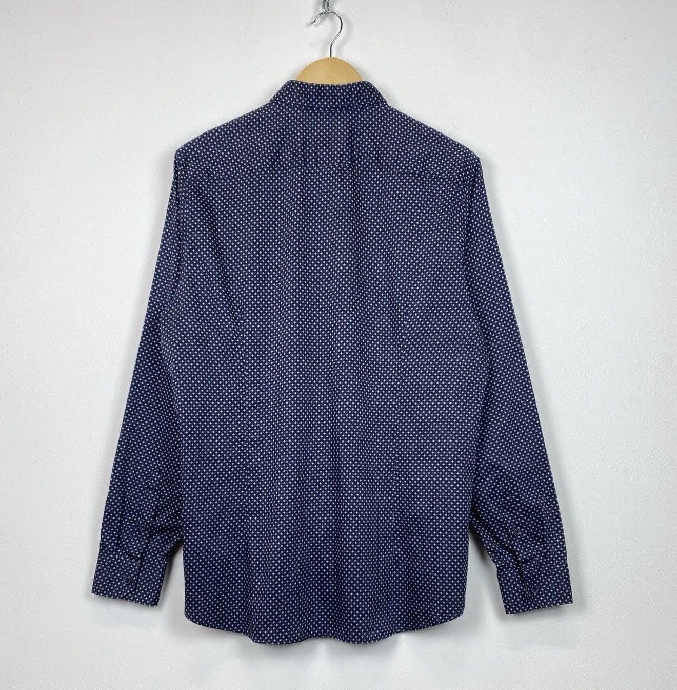 Ted Baker Ted Baker Long Sleeve Shirt Top Logo Buttons White Blue Size US XL / EU 56 / 4 - 9 Thumbnail