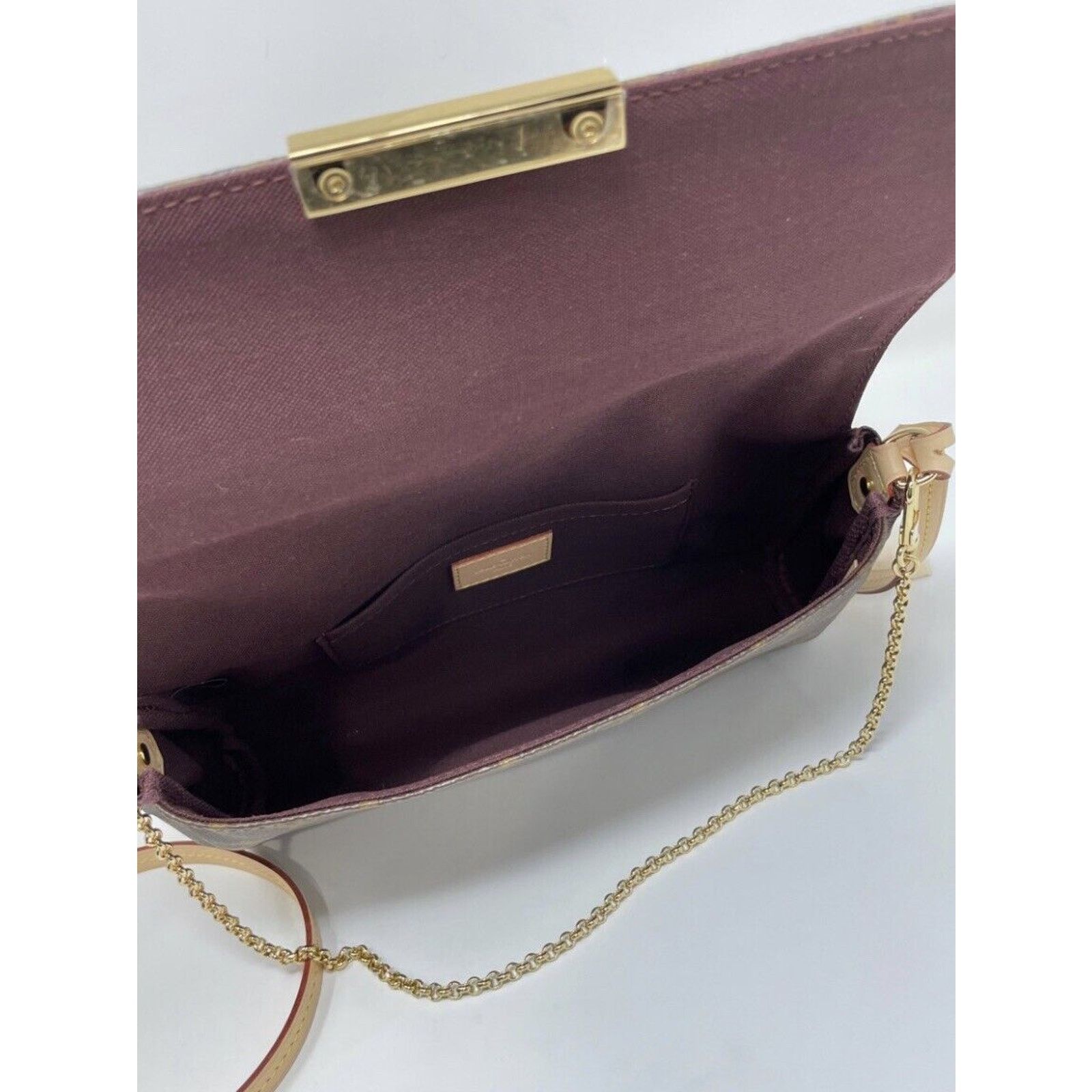 Louis Vuitton Louis Vuitton Favorite MM Monogram BRAND NEW With PLASTIC Size ONE SIZE - 11 Thumbnail