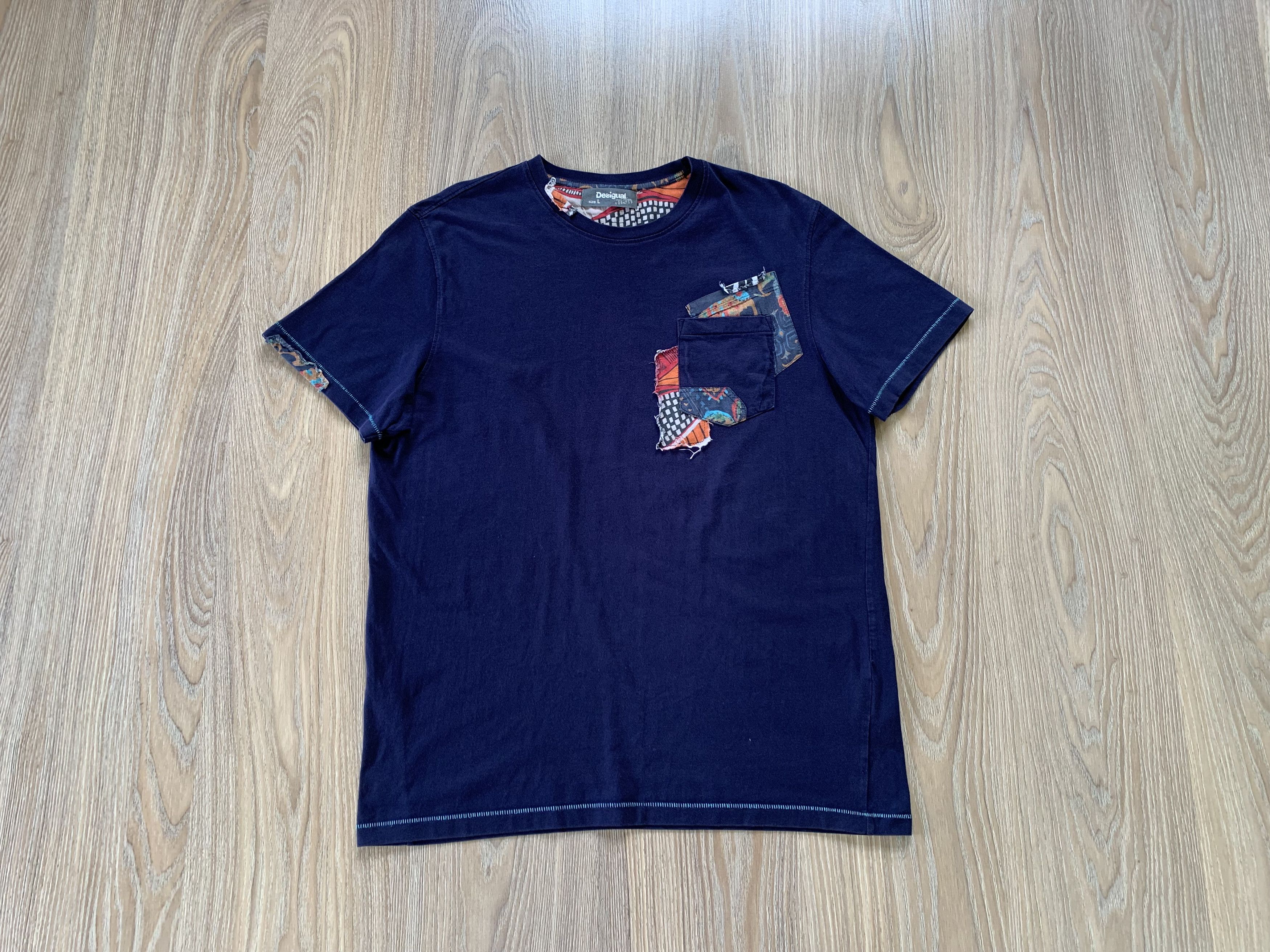 Designer × Desigual Vintage Desigual Printed T Shirt Size US L / EU 52-54 / 3 - 1 Thumbnail