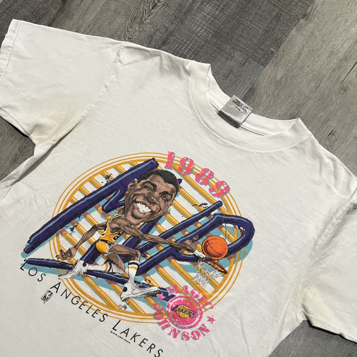 NBA × Vintage VTG Magic Johnson 1989 Los Angeles Lakes Caricature Shirt Size US L / EU 52-54 / 3 - 5 Thumbnail