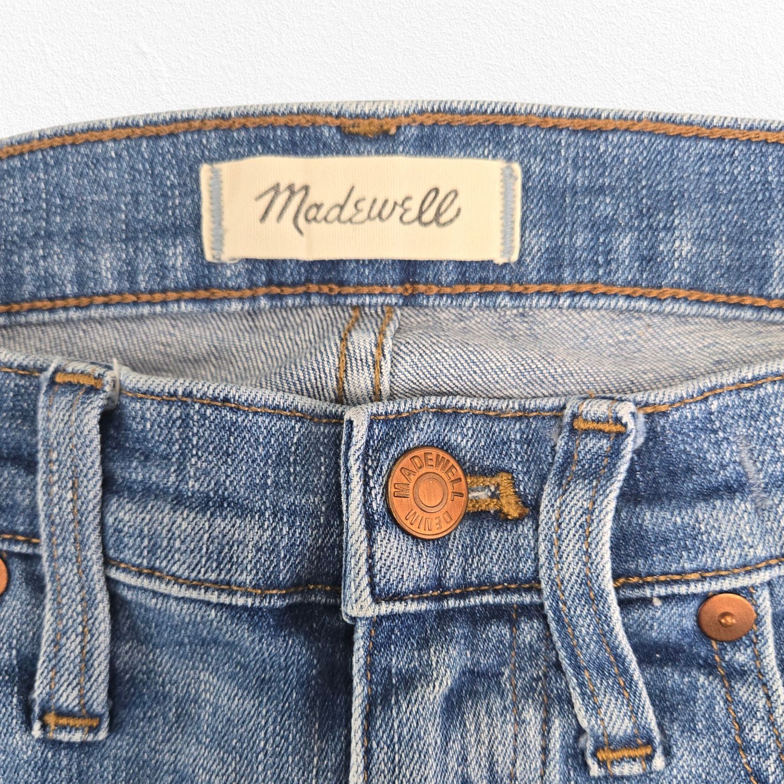Madewell Madewell 9" High-Rise Light Distressed Skinny Jeans Size 27 Size 27" / US 4 / IT 40 - 4 Thumbnail