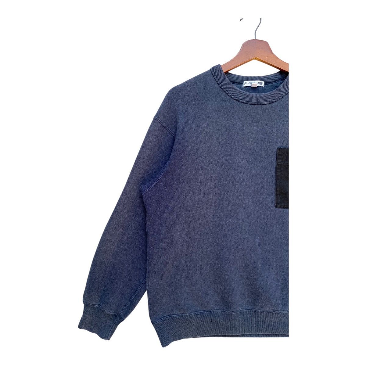 JW Anderson × Uniqlo Vintage Jw Anderson X Uniqlo Sweatshirt Jumper Crewneck Size US M / EU 48-50 / 2 - 3 Thumbnail