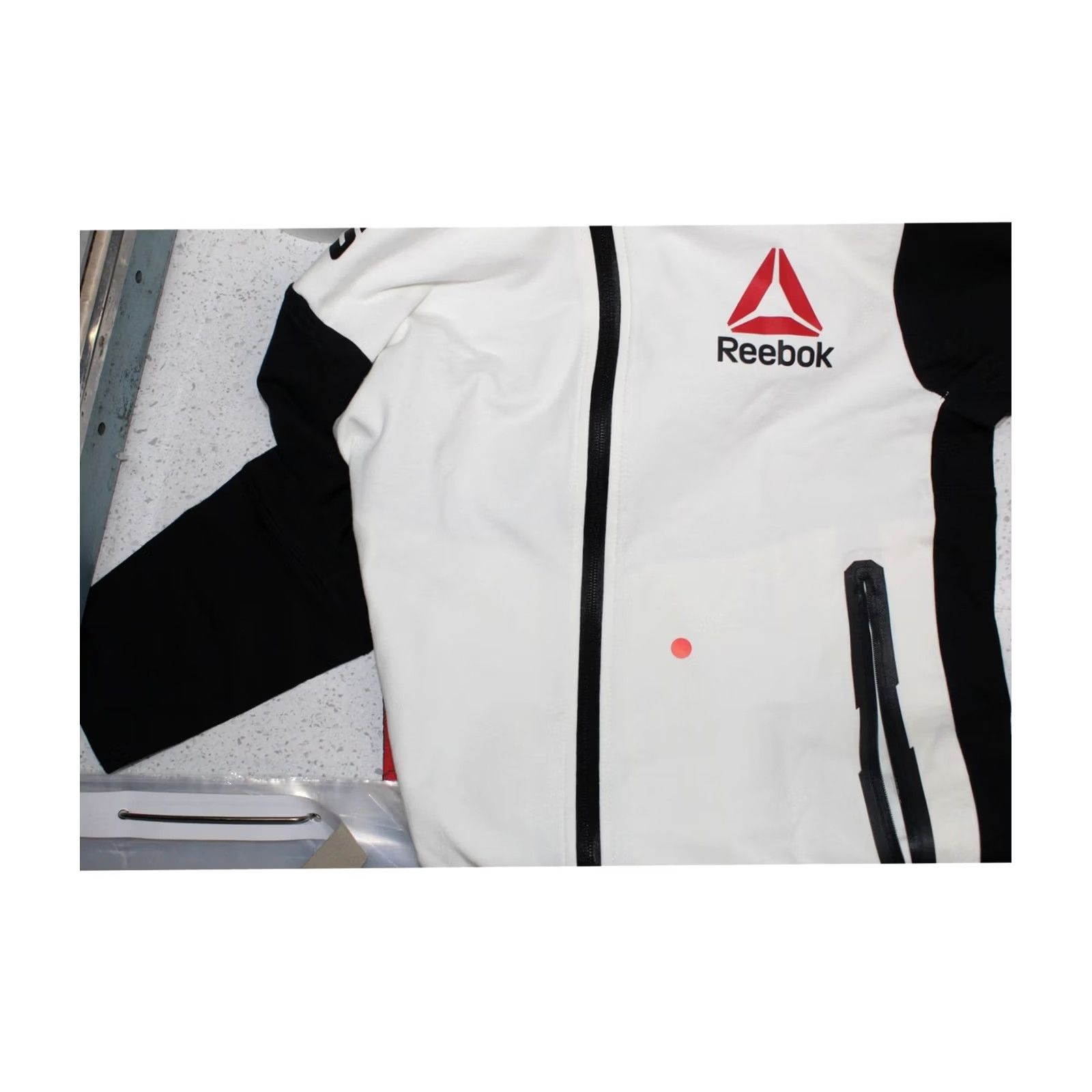 Reebok Reebok Mens Champion Fight Night Walkout Hoodie Sweatshirt M Size US M / EU 48-50 / 2 - 3 Thumbnail