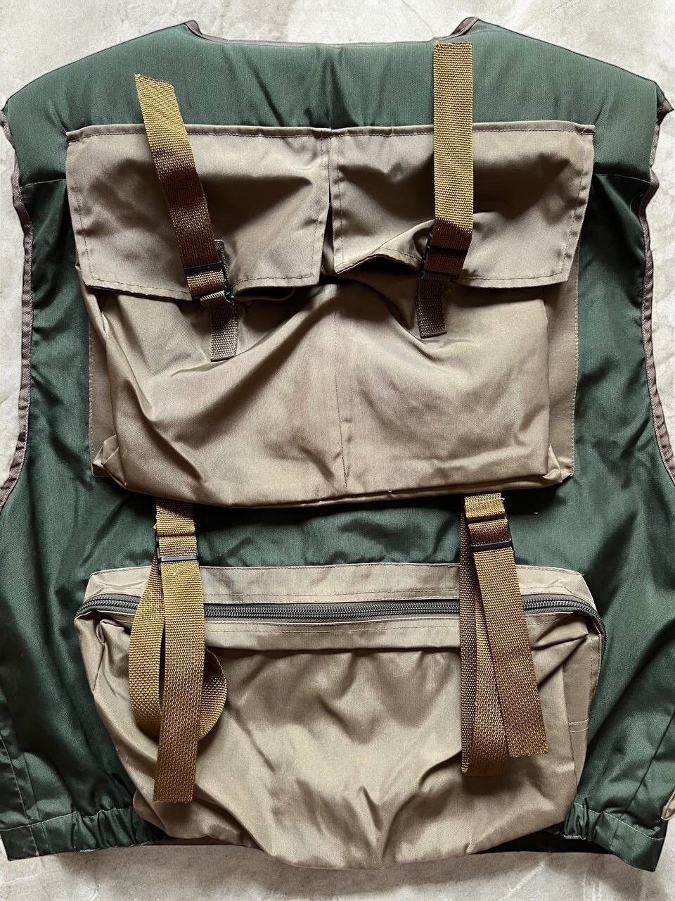 Vintage Vintage MULTI POCKET HUNTING VEST Military archive camo Size US L / EU 52-54 / 3 - 8 Thumbnail