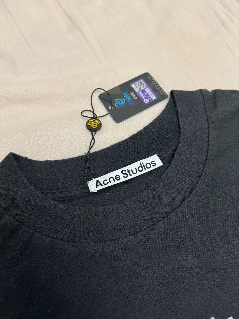 Acne Studios Acne Studios Aged lettered printed short sleeves Size US S / EU 44-46 / 1 - 3 Thumbnail