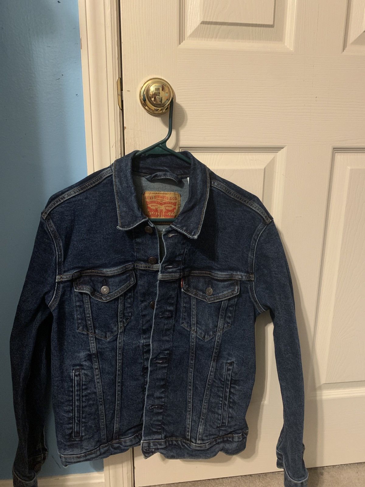 dark blue levi's jacket