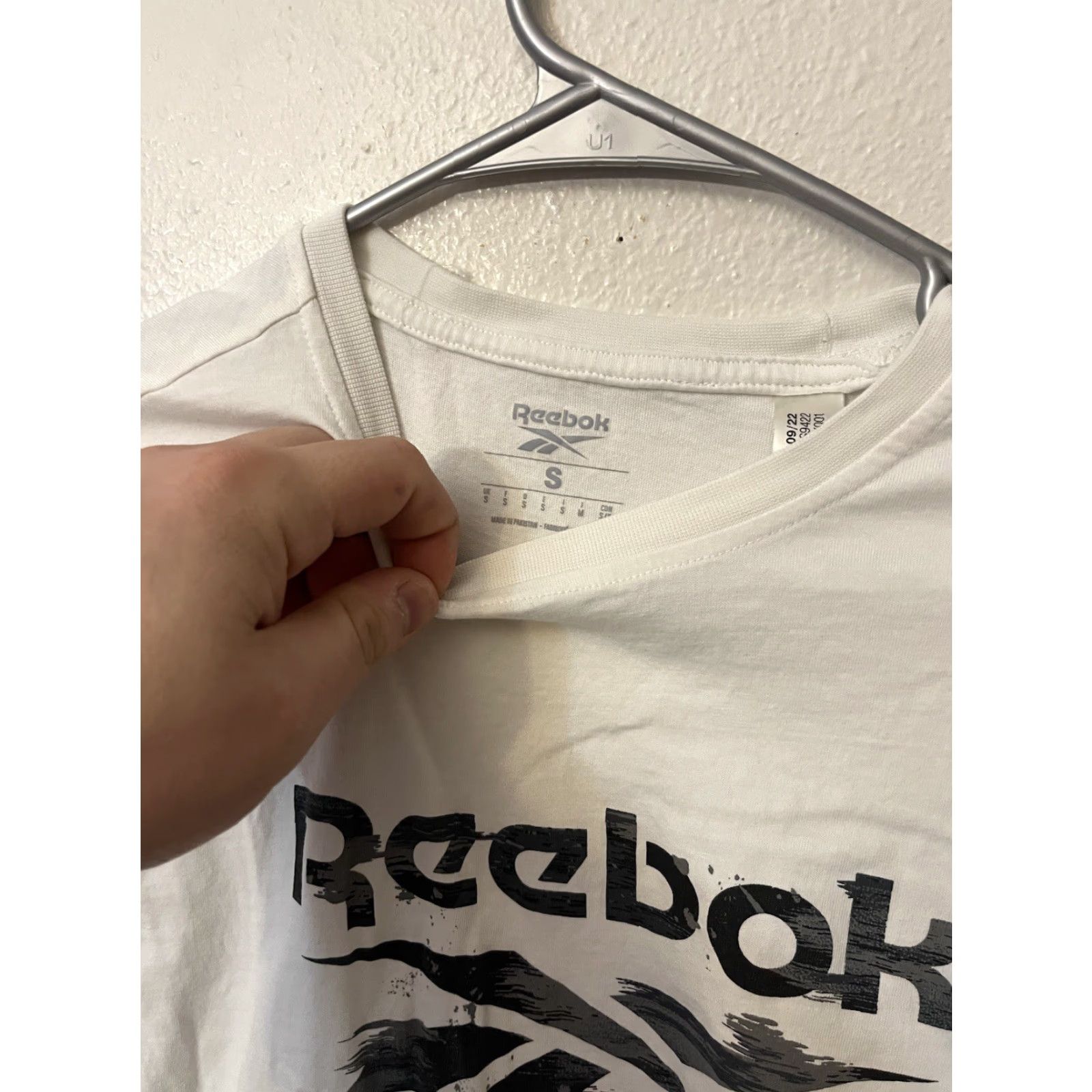 Reebok VINTAGE Reebok Shirt Mens White Cotton Logo T-Shirt Size S Short Sleeve Crew Neck 1990s Size US S / EU 44-46 / 1 - 2 Thumbnail