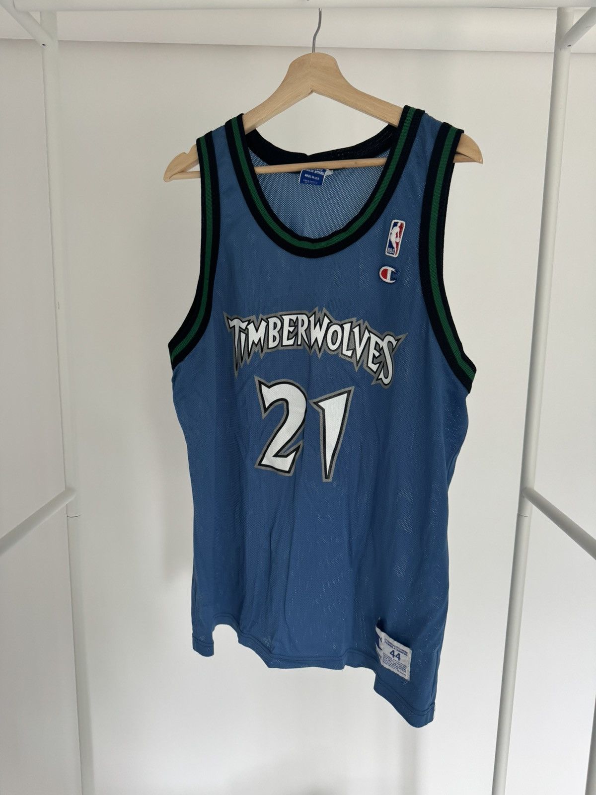 Champion Kevin Garnett Timberwolves Champion Jersey size 44 Size US S / EU 44-46 / 1 - 1 Thumbnail