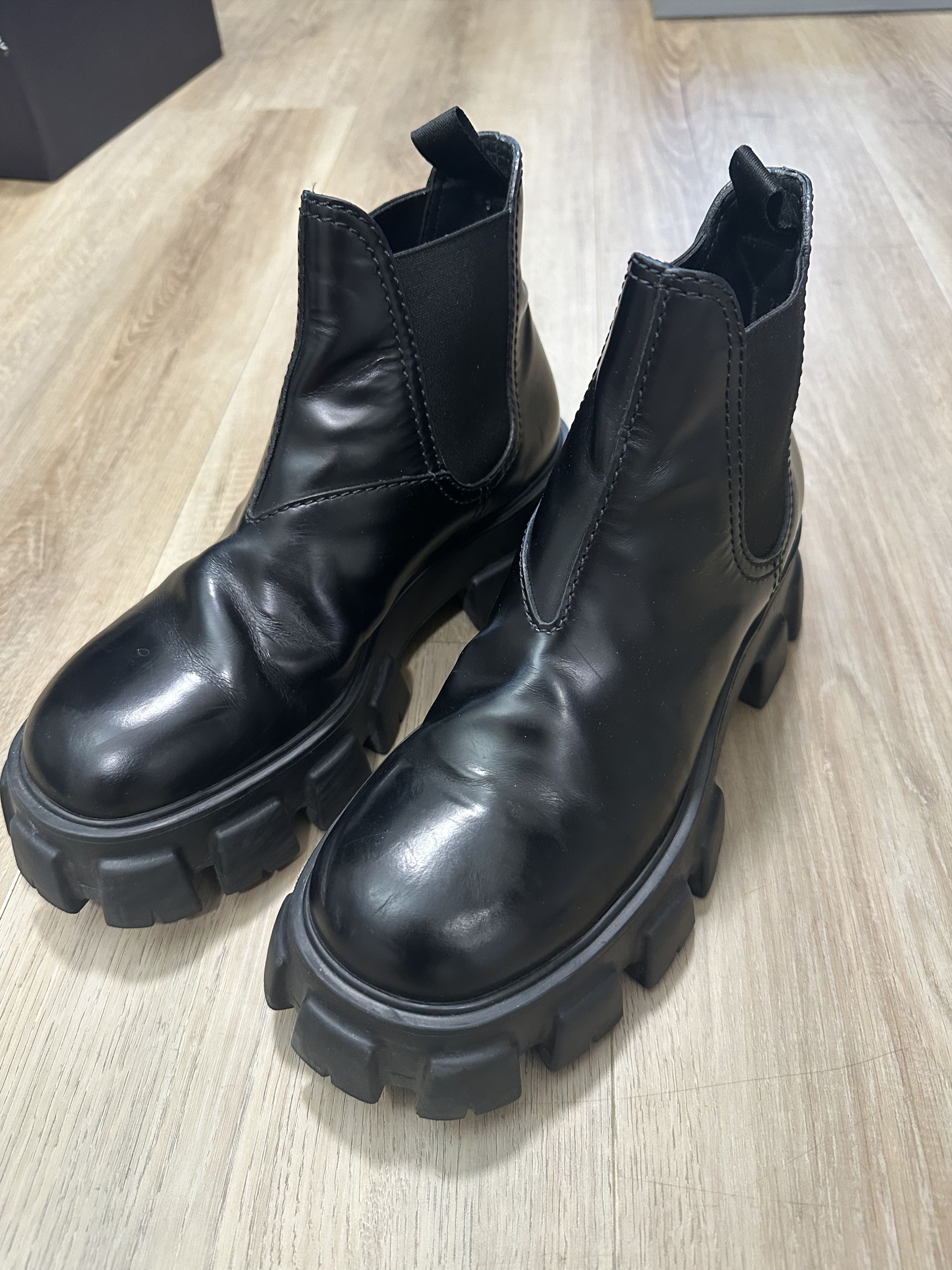 Prada Prada Monolith Chelsea Leather Boots Size US 8 / EU 41 - 2 Thumbnail