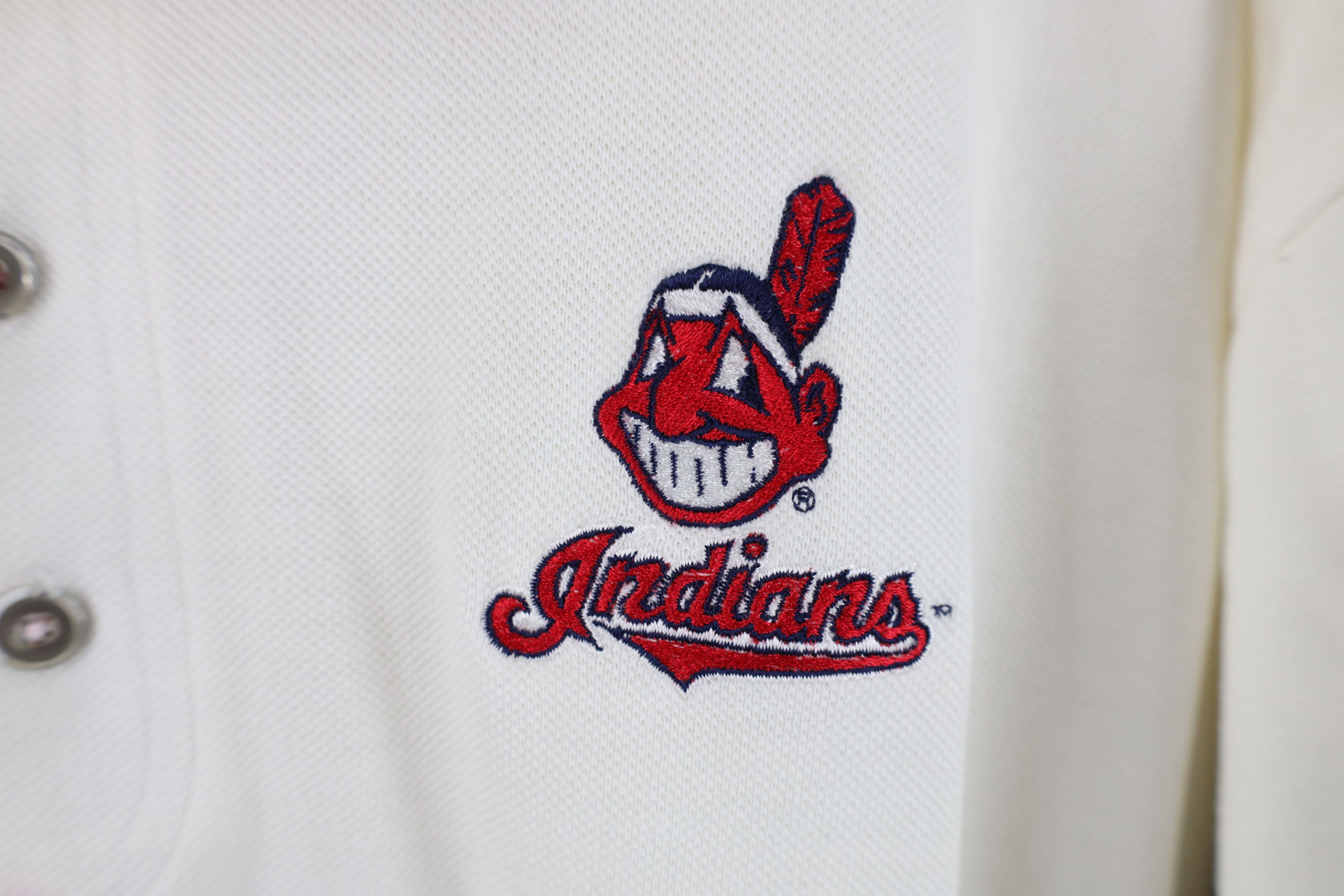 Vintage Vintage 90s Cleveland Indians Baseball USA Flag Polo Shirt Size US XL / EU 56 / 4 - 4 Thumbnail