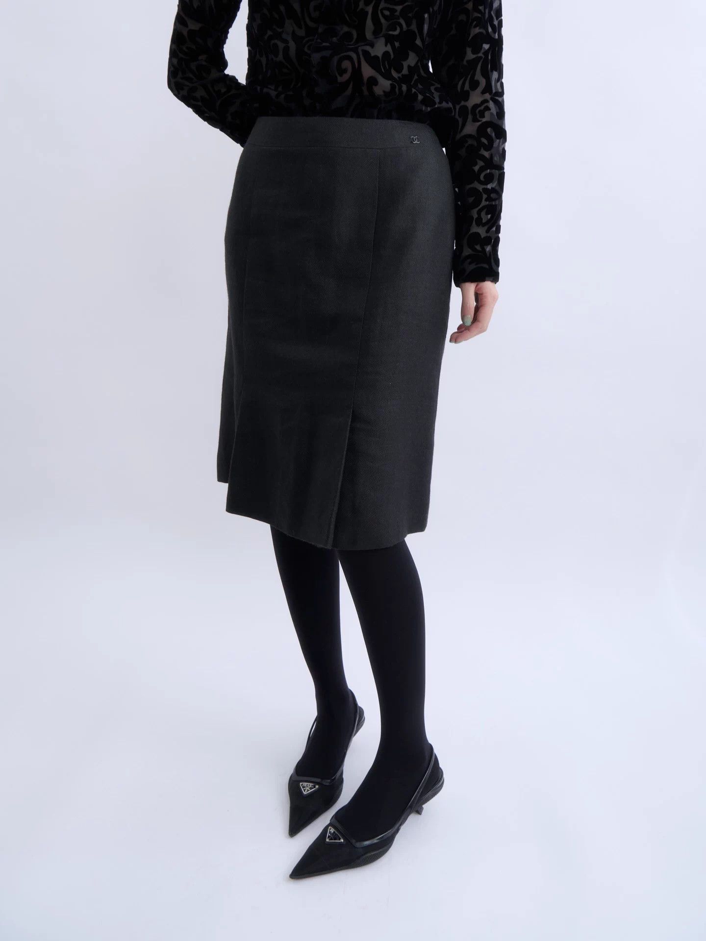 Chanel CHANEL 2004 Linen Cashmere Black Pencil Skirt Size 27" / US 4 / IT 40 - 6 Thumbnail