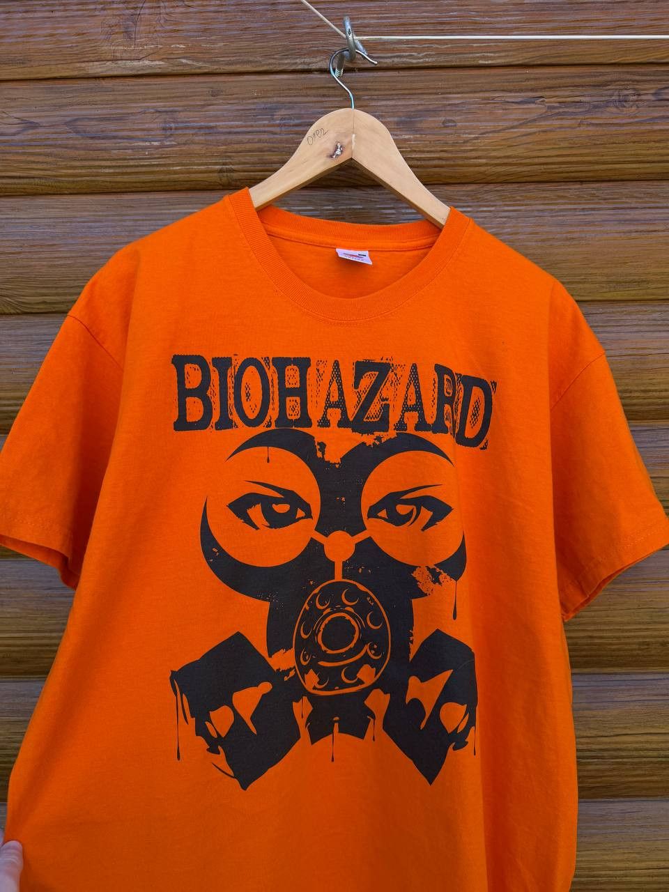 Band Tees Vintage Biohazard Tour Band Tee Shirt Size US XL / EU 56 / 4 - 2 Thumbnail