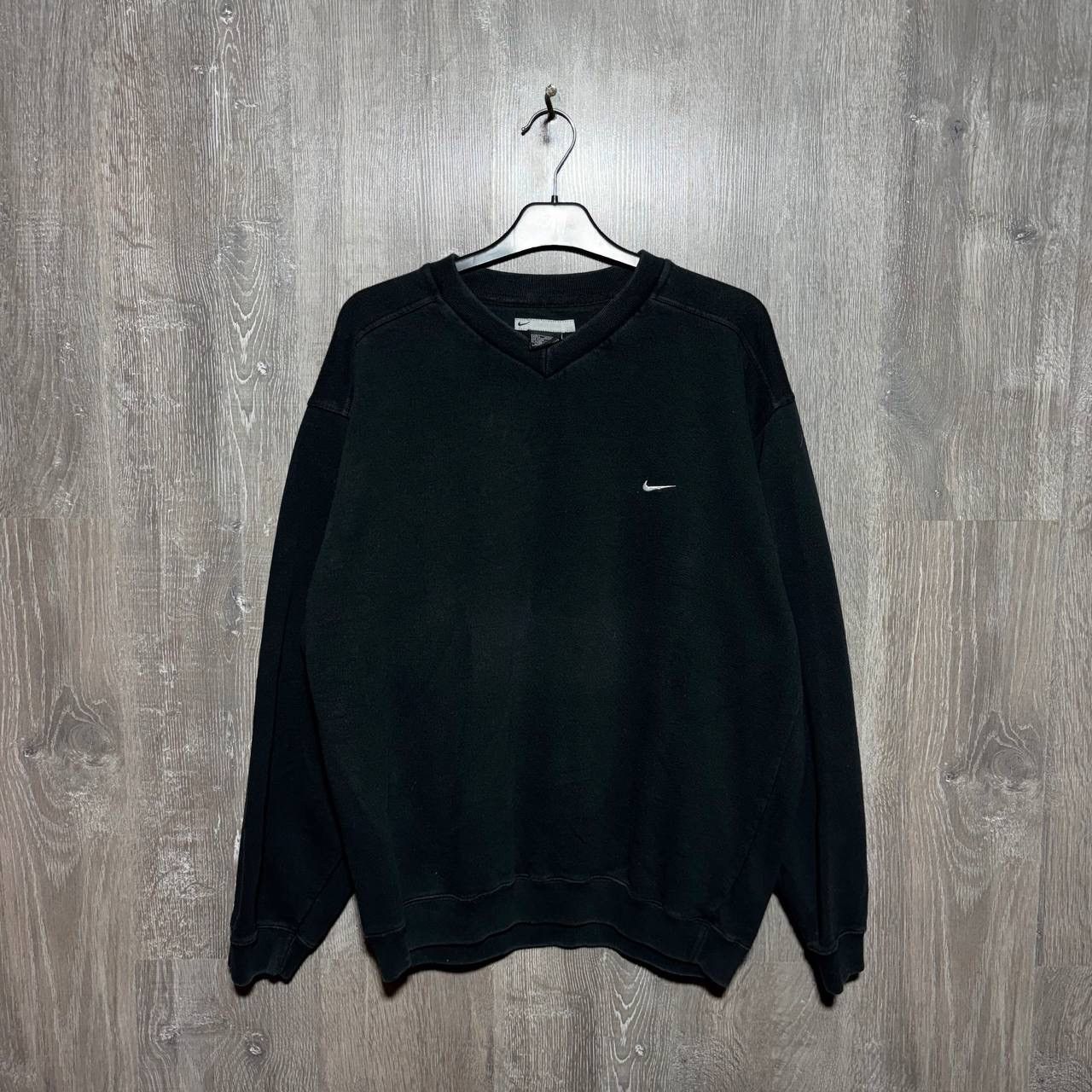 Nike Vintage Nike 00s Rare Sweatshirt Small Logo Black size L Size US L / EU 52-54 / 3 - 1 Thumbnail