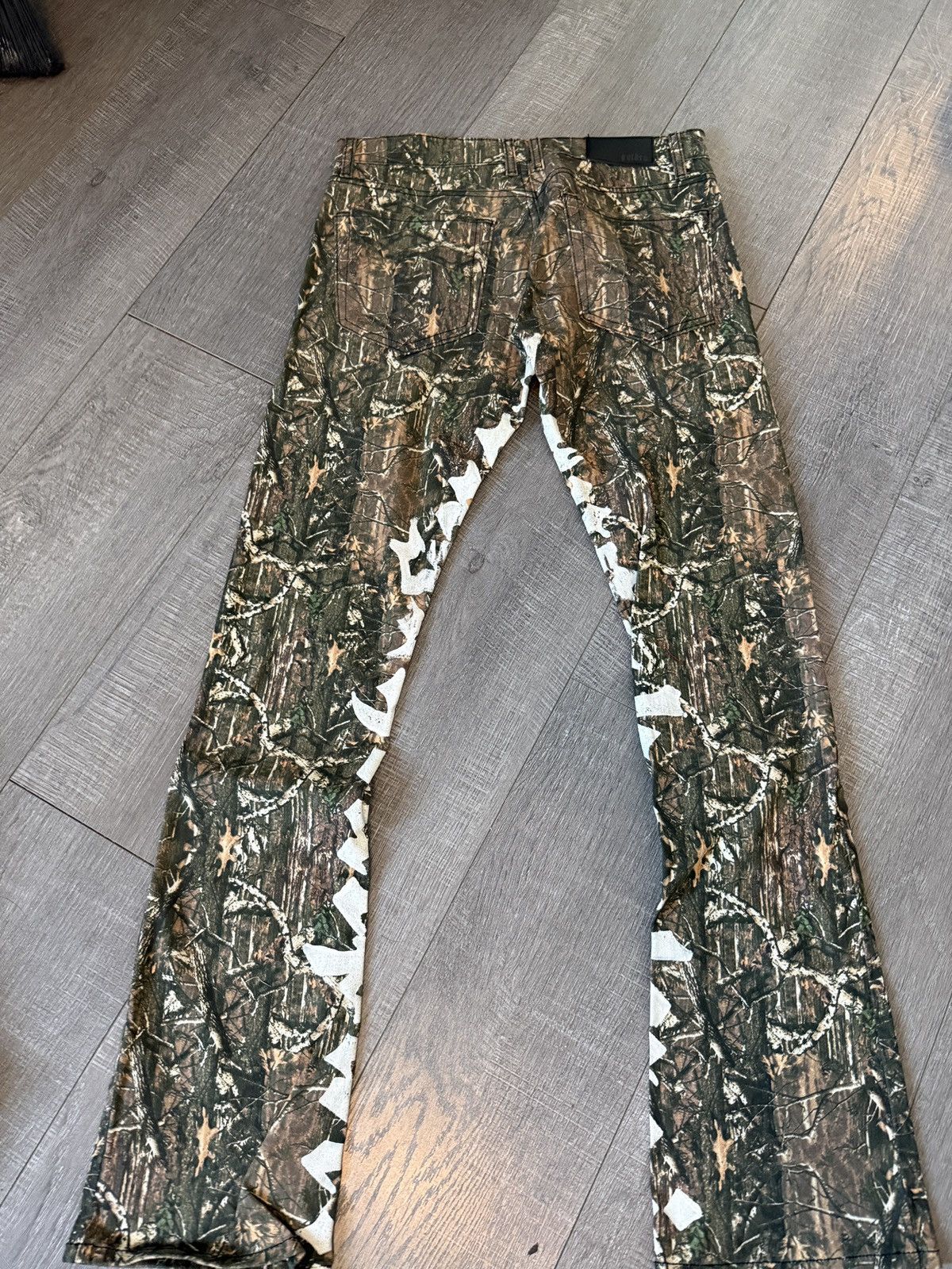 Golden Denim Golden Los Angeles Camo “Drugs Heal Pain” Size US 30 / EU 46 - 2 Thumbnail