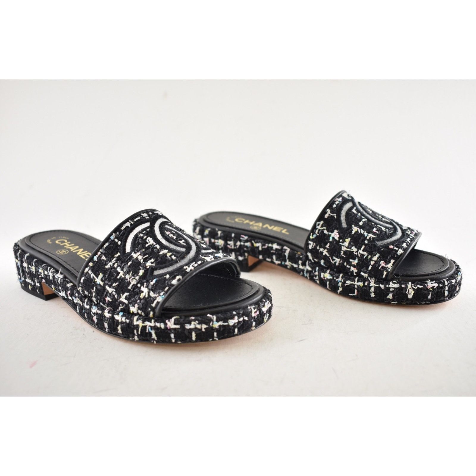 Chanel Chanel 20P Black White Tweed Mesh CC Logo Slide Slip Size US 6.5 / IT 36.5 - 3 Thumbnail