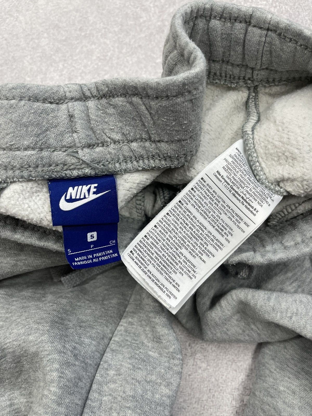 Nike Vintage Nike Basic Grey Sweatpants Small Logo Y2K ACG Size US 30 / EU 46 - 7 Thumbnail