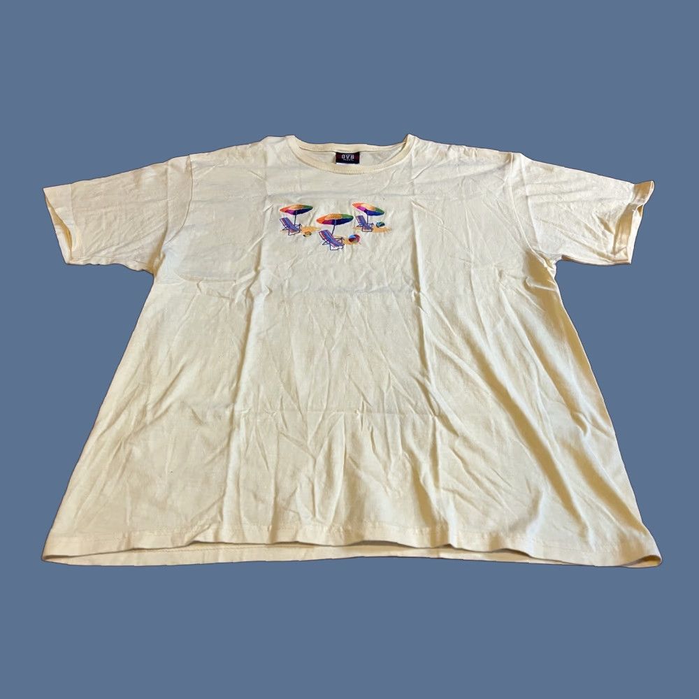 Vintage VINTAGE Old Varsity Brand Beach Chair Shirt Women’s XXL (Fits XL) Yellow 90s Beach Retro Nautical College T-Shirt Womens Size XL / US 12-14 / IT 48-50 - 1 Thumbnail