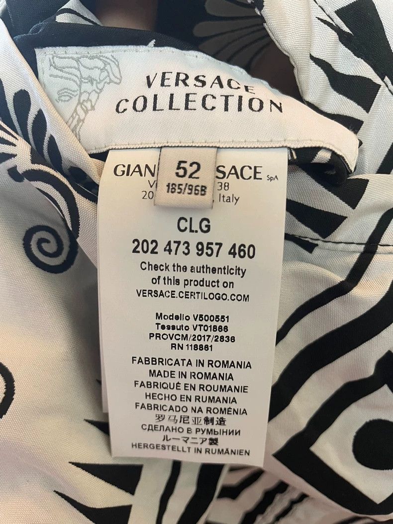 Versace Versace Patterned revealed jacket New Year's robe Size US M / EU 48-50 / 2 - 8 Thumbnail