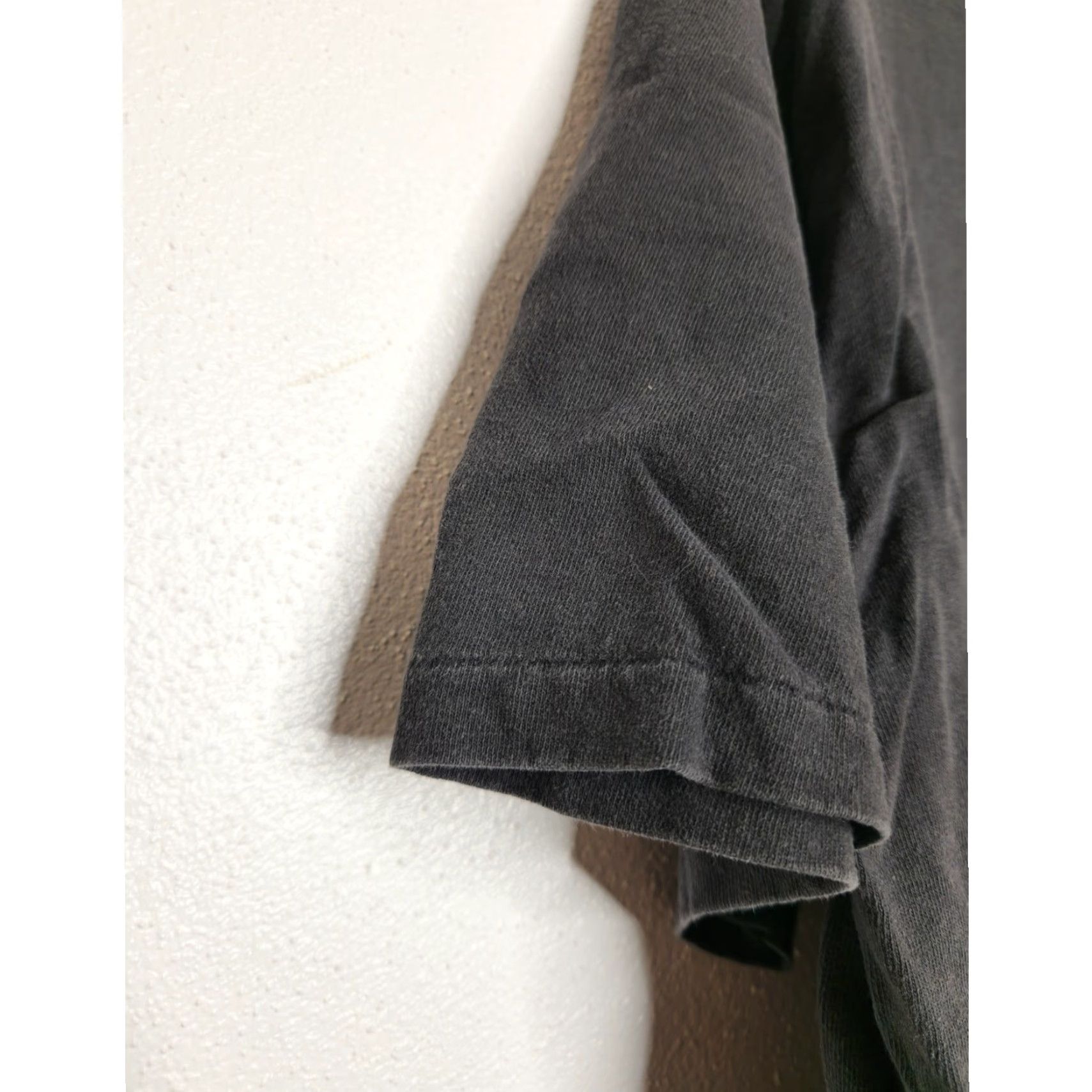 Vintage VINTAGE Oneita Nature Shirt L Black Double Sided Single Stitch Coyote Joes 90s Grunge Y2K Men Size US L / EU 52-54 / 3 - 3 Thumbnail