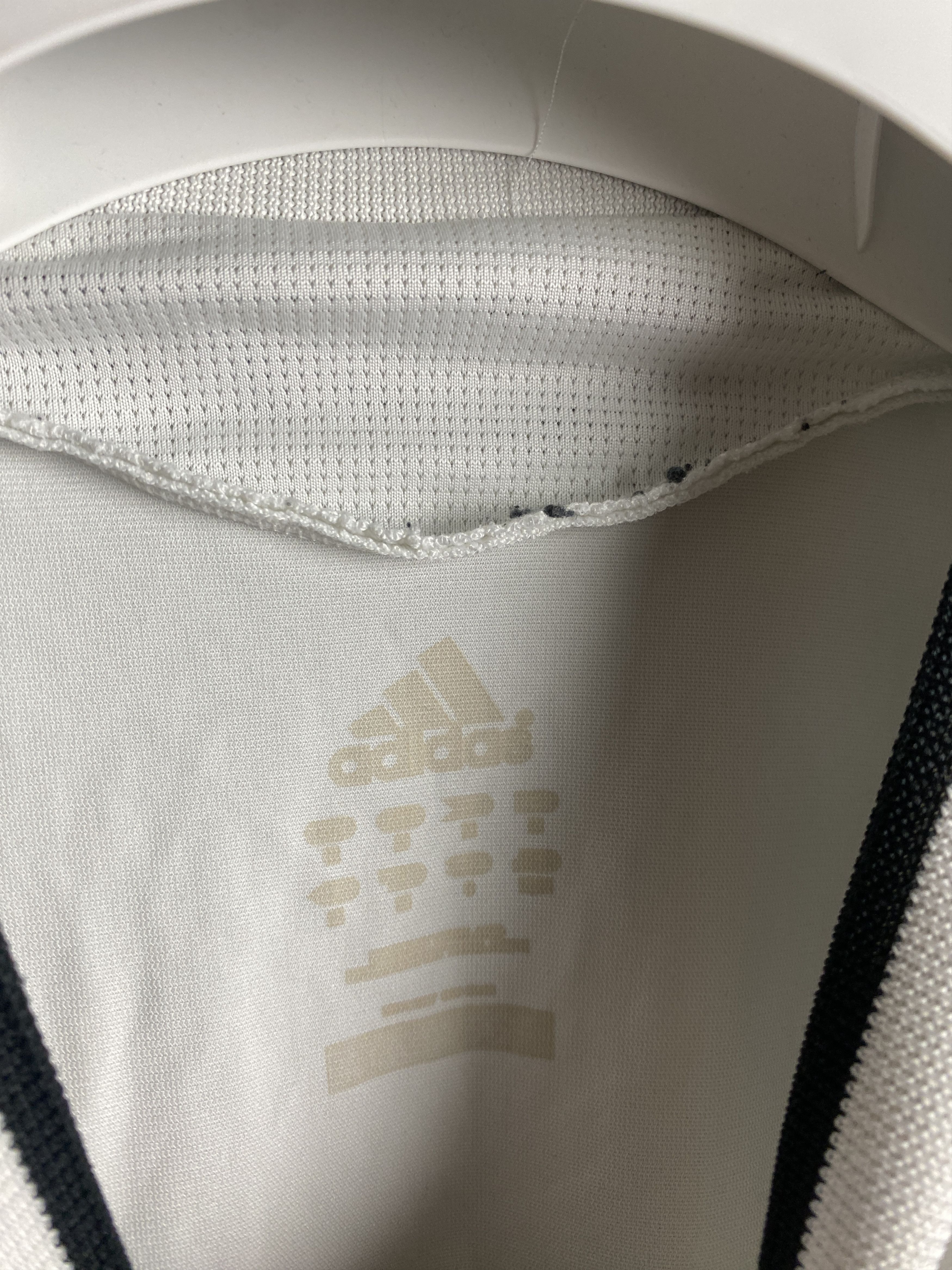 Adidas Newcastle United 2009-2010 Jersey Vintage Soccer Size US M / EU 48-50 / 2 - 3 Thumbnail