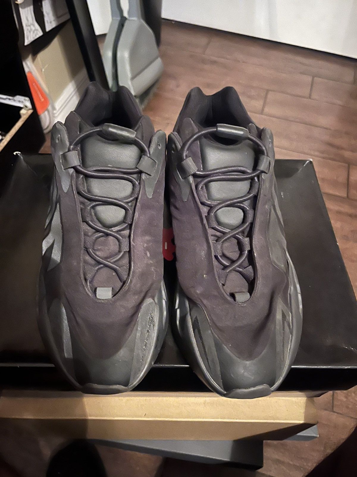 Yeezy Yeezy boost 700 Size US 9 / EU 42 - 1 Thumbnail