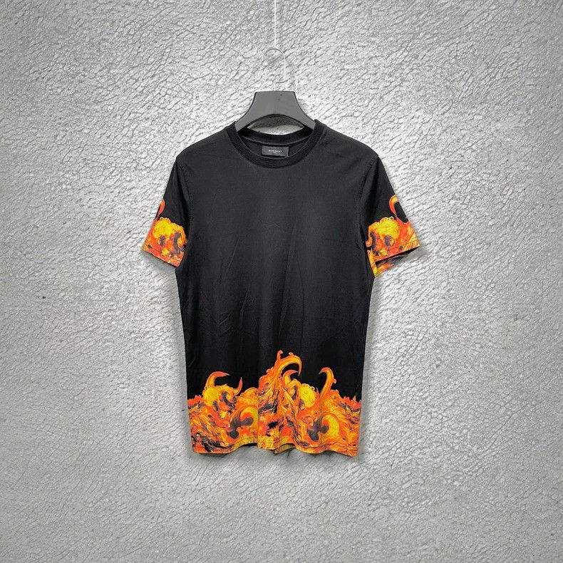 Givenchy Givenchy Black Classic Flame Hem Pattern Short Sleeve T-Sh Size US S / EU 44-46 / 1 - 1 Thumbnail