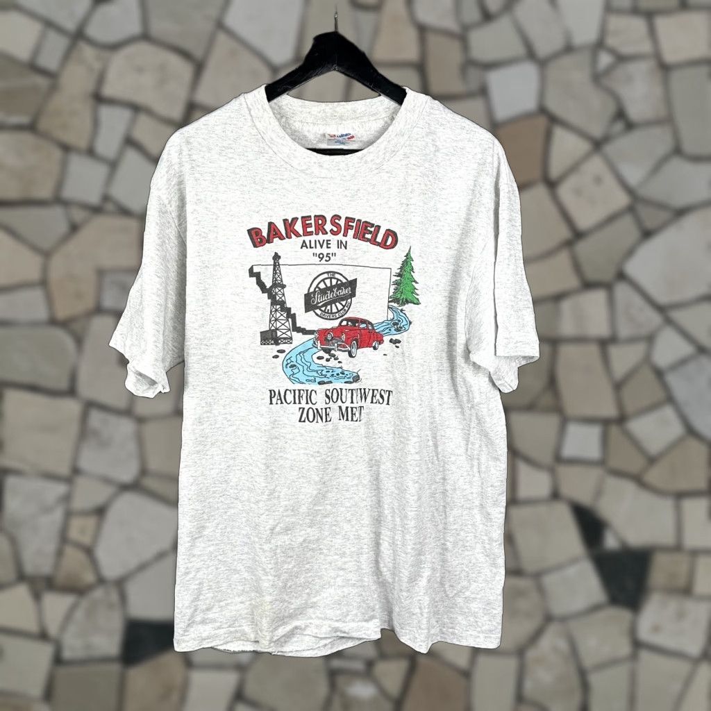 Vintage VINTAGE Bakersfield Studebaker Car Show T-shirt Large 1990s Size US L / EU 52-54 / 3 - 1 Thumbnail
