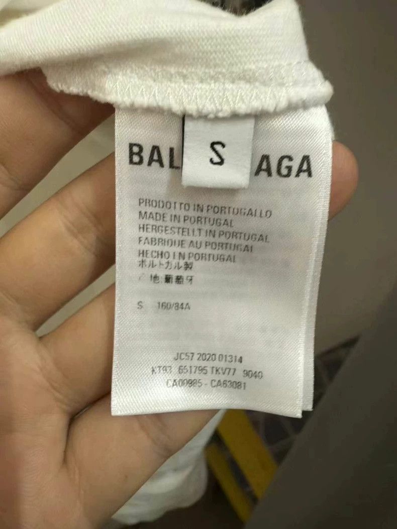 Balenciaga Balenciaga Scissors short sleeve Size US S / EU 44-46 / 1 - 4 Thumbnail