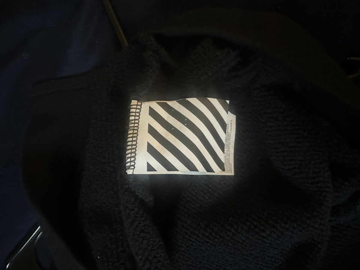 Off-White OFF-WHITE Kiss Crewneck Size US M / EU 48-50 / 2 - 6 Thumbnail