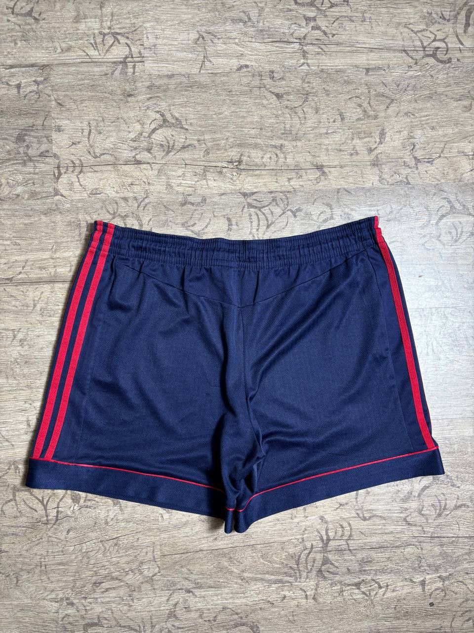 Adidas Spain 98/00 Home Adidas Rare shorts Size US 32 / EU 48 - 7 Thumbnail