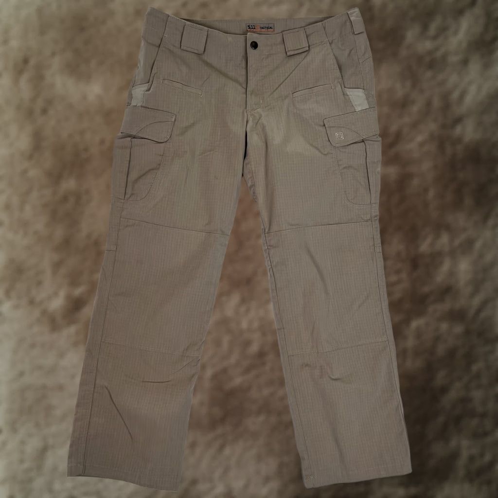 Vintage 5.11 Tactical Women's Cargo Pants 16 Khaki Straight Leg Workwear Ripstop Size 38" / US 16 / IT 52 - 1 Thumbnail