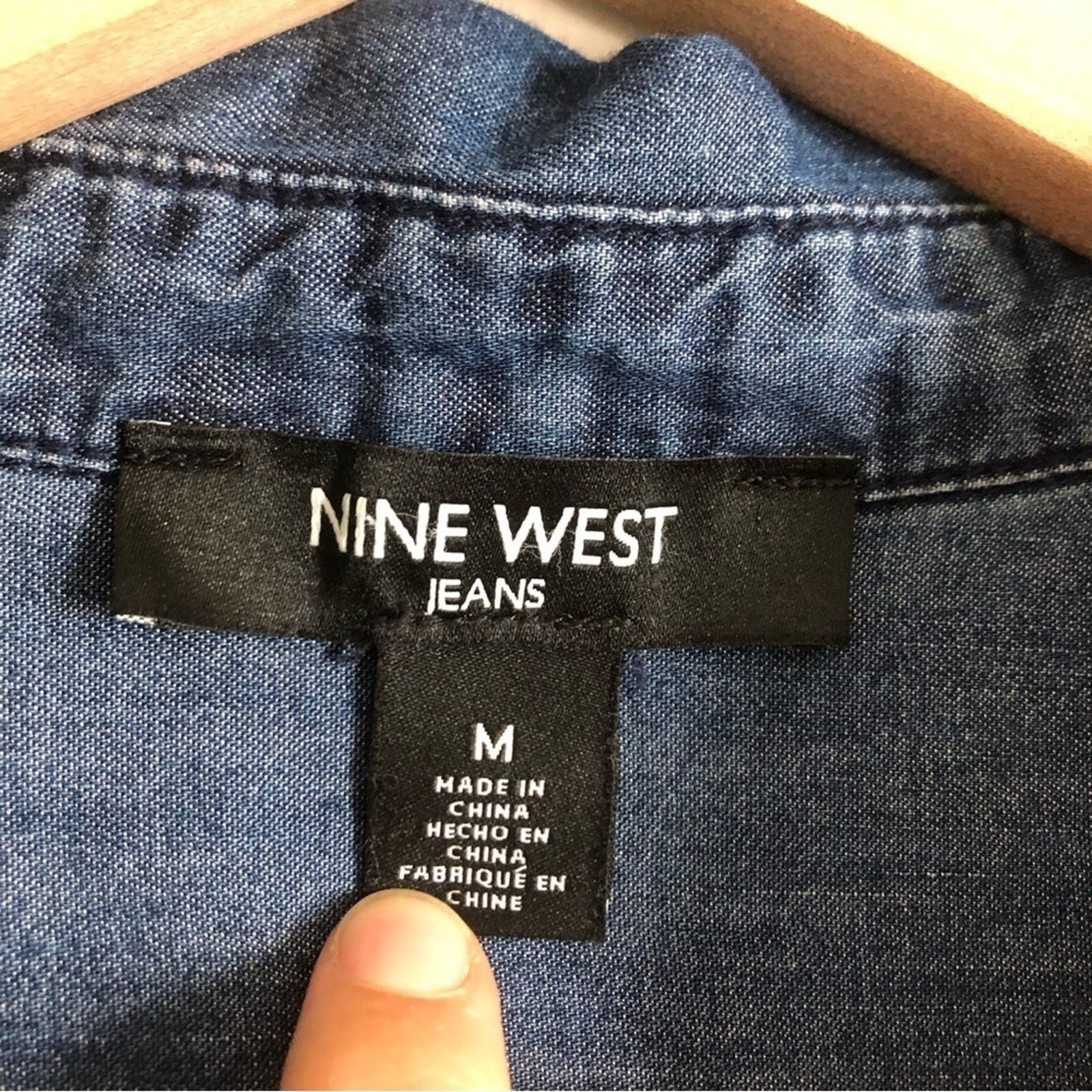 Nine West Nine West Jeans Chambray Soft Denim Cap Sleeves Blouse Top Size M / US 6-8 / IT 42-44 - 4 Thumbnail