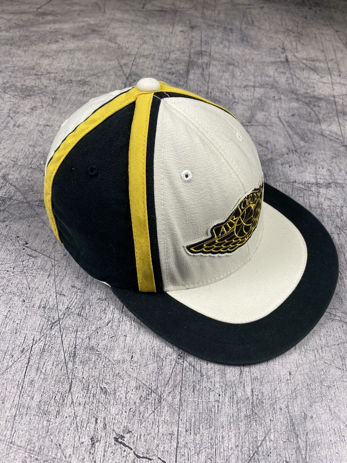 Jordan Brand × Vintage Vintage Nike Air Jordan Snap Back Cap Size ONE SIZE - 5 Thumbnail