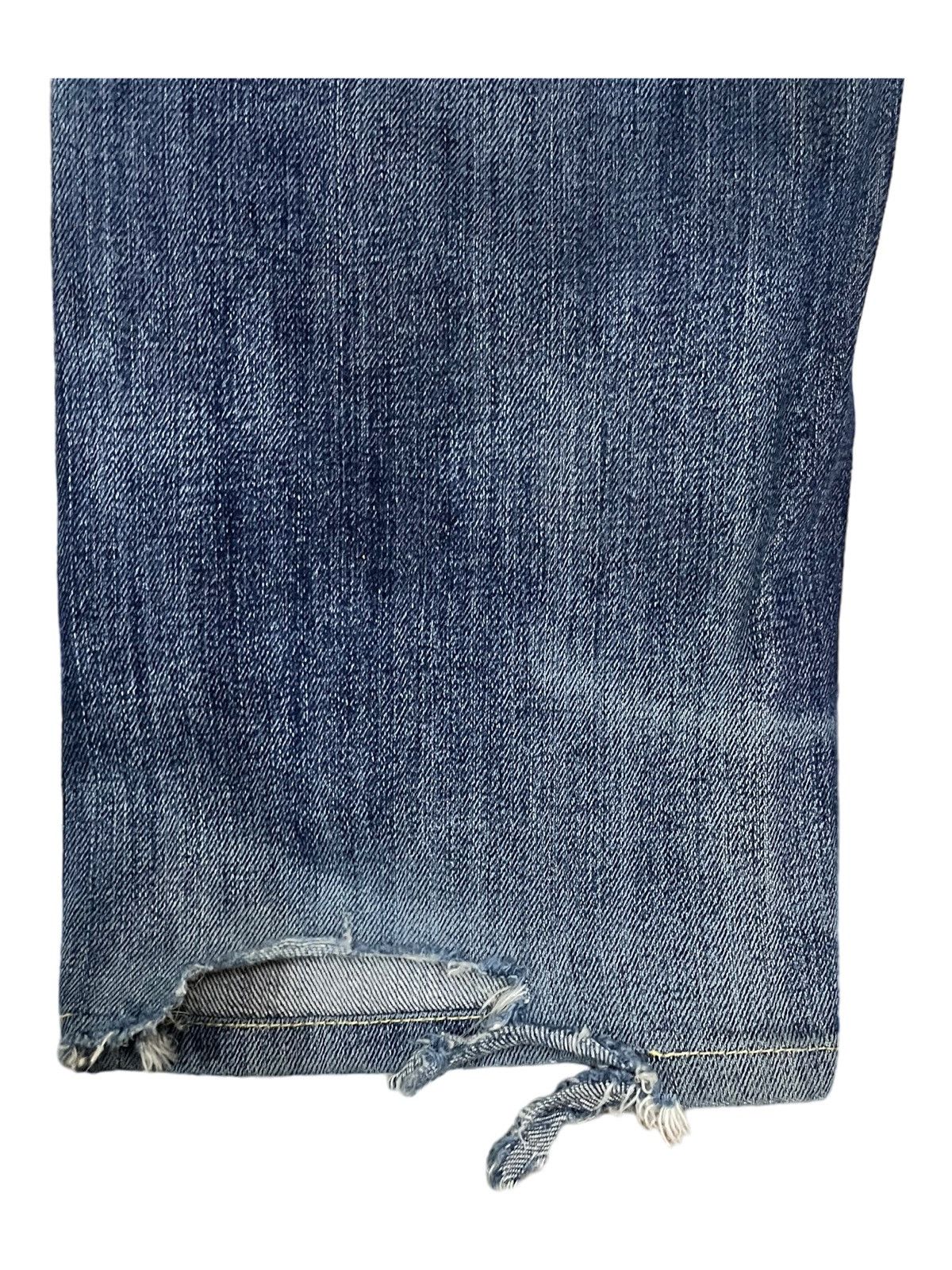 Japanese Brand × Jun Takahashi × Uniqlo Vintage Uniqlo Selvedge Blue Naturally Distressed Jeans Size US 36 / EU 52 - 8 Thumbnail