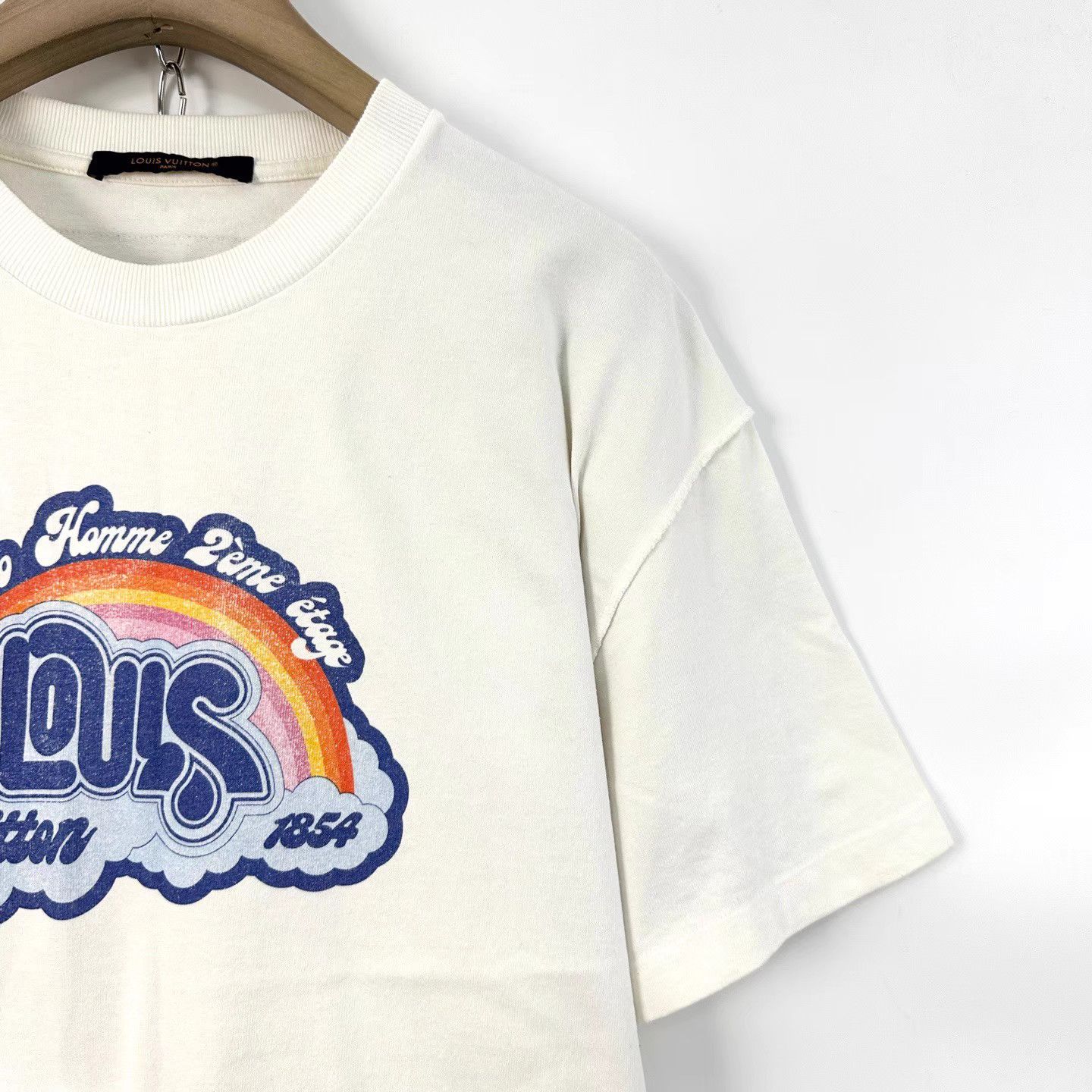 Louis Vuitton Louis Vuitton Rainbow Cloud Logo Short Sleeve K12 Size US L / EU 52-54 / 3 - 6 Thumbnail