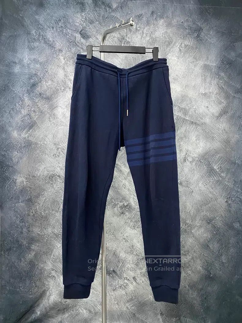 Thom Browne Thom Browne size 2 Navy Blue Drawstring Sweatpants Size US 32 / EU 48 - 1 Thumbnail